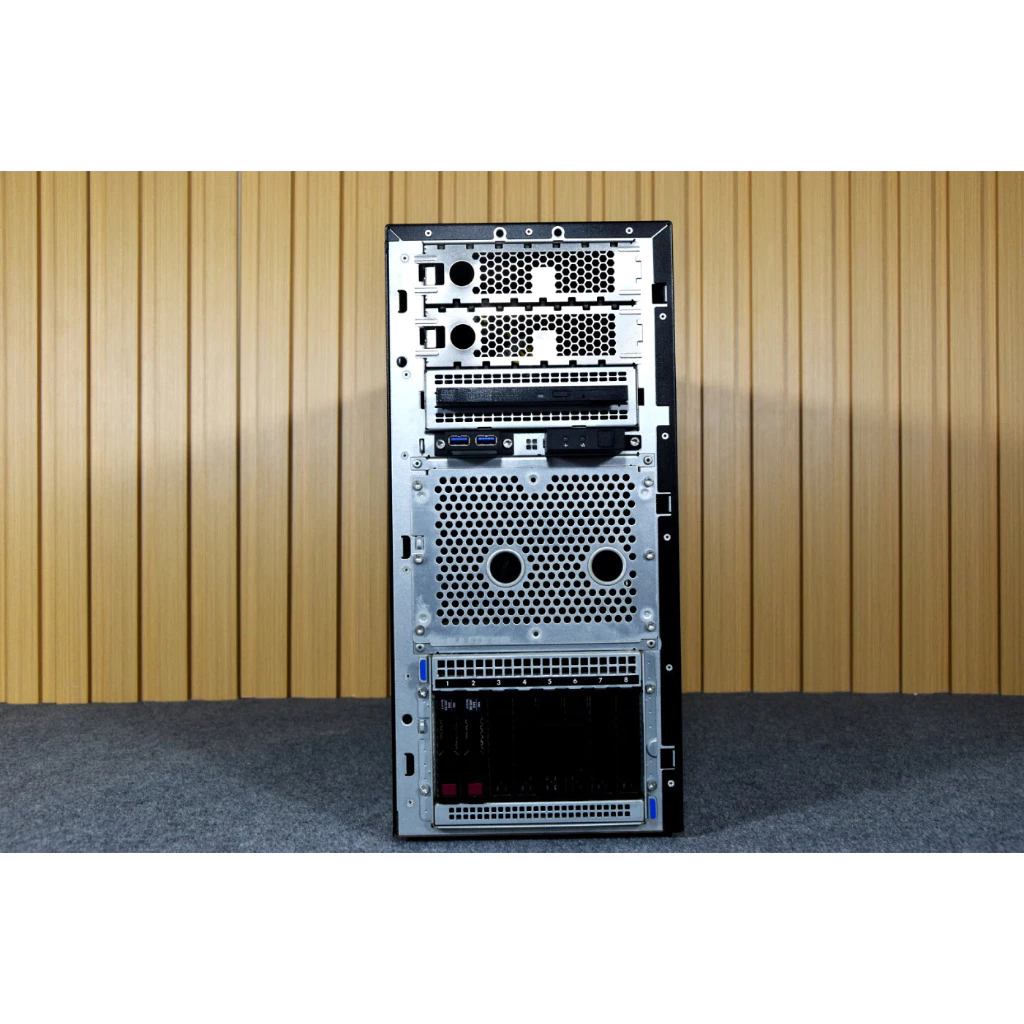 HP ProLiant ML150 Gen9 4